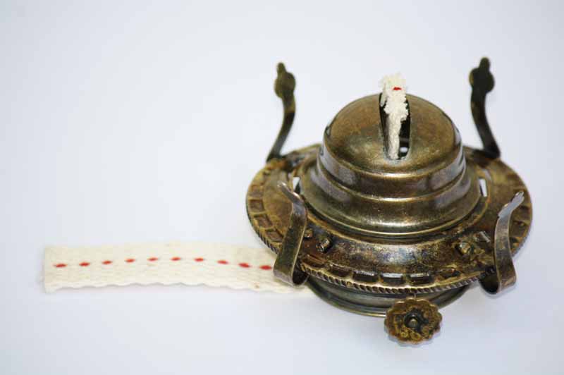 Queen Anne #0 Oil Lamp Burner Solid Brass - Imperial Lighting Co.