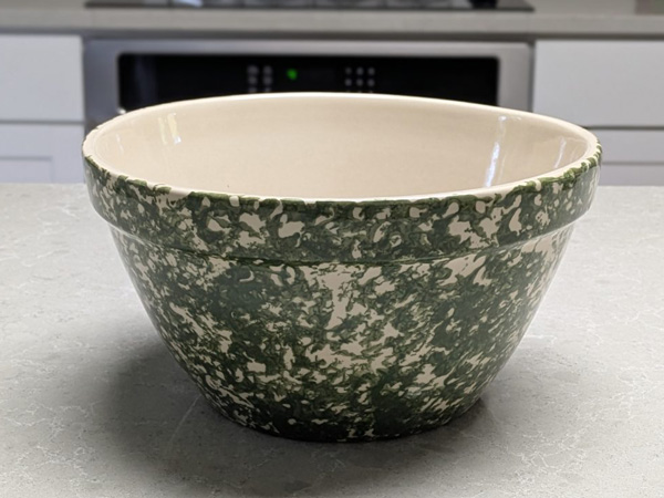 Ohio Stoneware green spongeware mixing bowl, 10 inch, with cream glazed interior