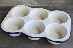 Ohio Stoneware Stoneware Muffin Pan